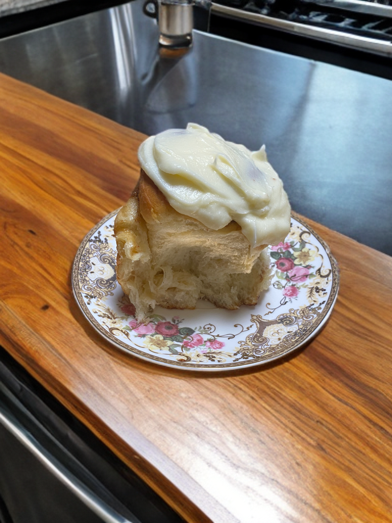 Cinnamon Rolls (9 count)