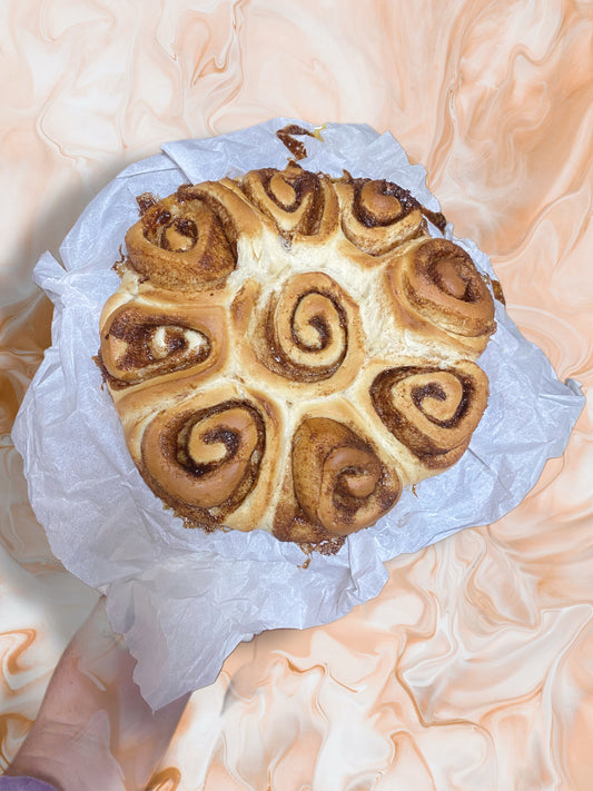 Cinnamon Rolls (9 count)
